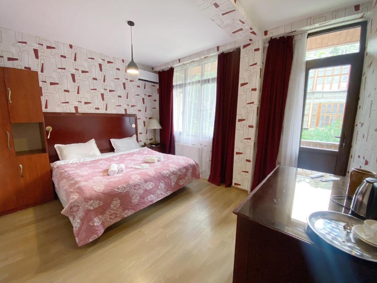 Chonkadzehotel Tbilisi Exterior foto